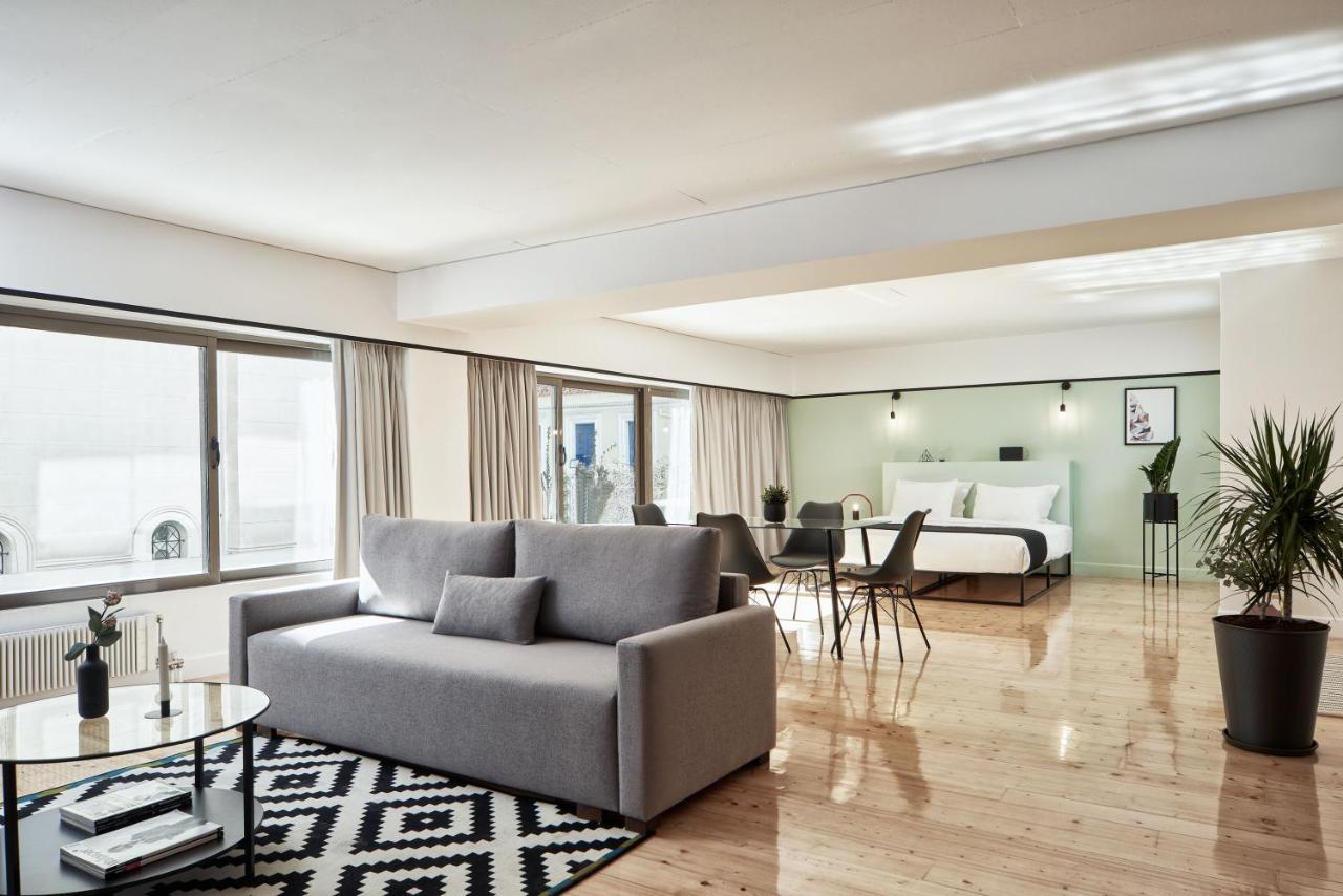 Mono Lofts Apartment เอเธนส์ ภายนอก รูปภาพ
