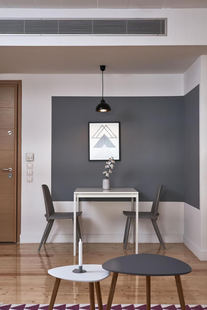 Mono Lofts Apartment เอเธนส์ ภายนอก รูปภาพ